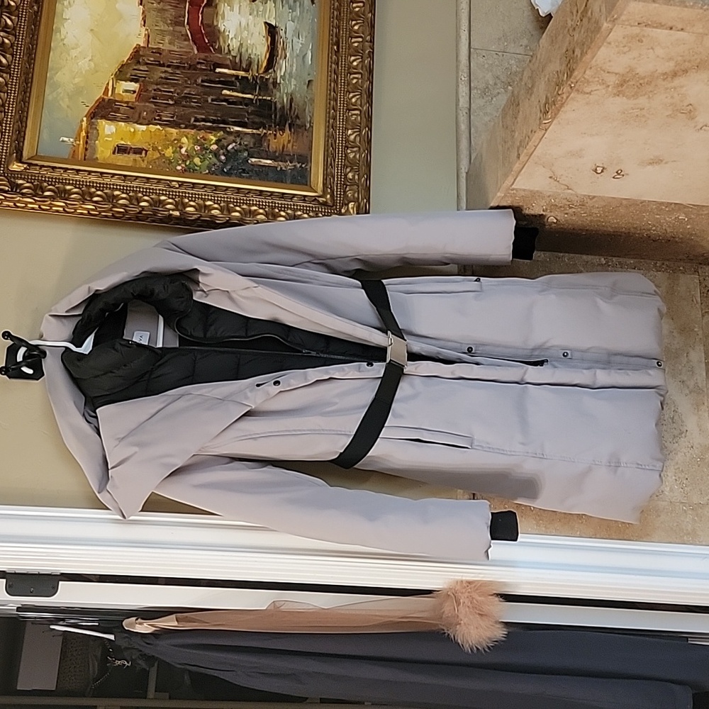 Sandova down coat size M